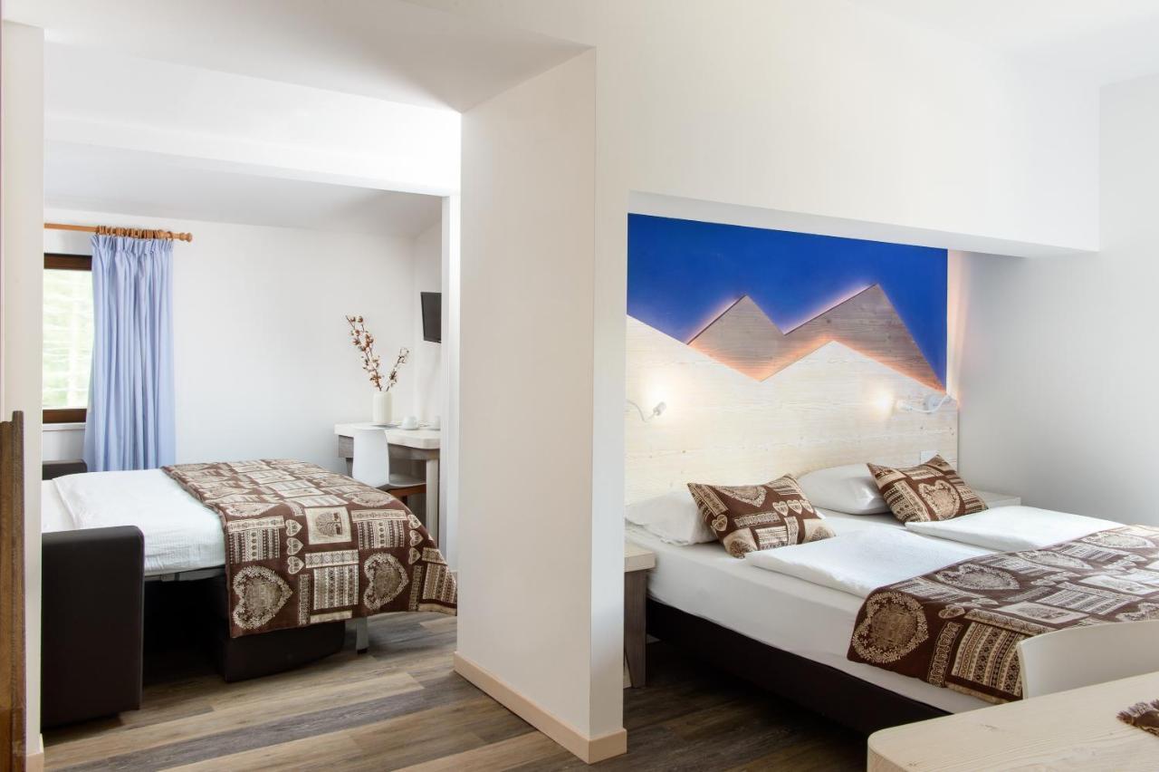 Hotel Garni Roberta มัลกาชาเปลา ภายนอก รูปภาพ