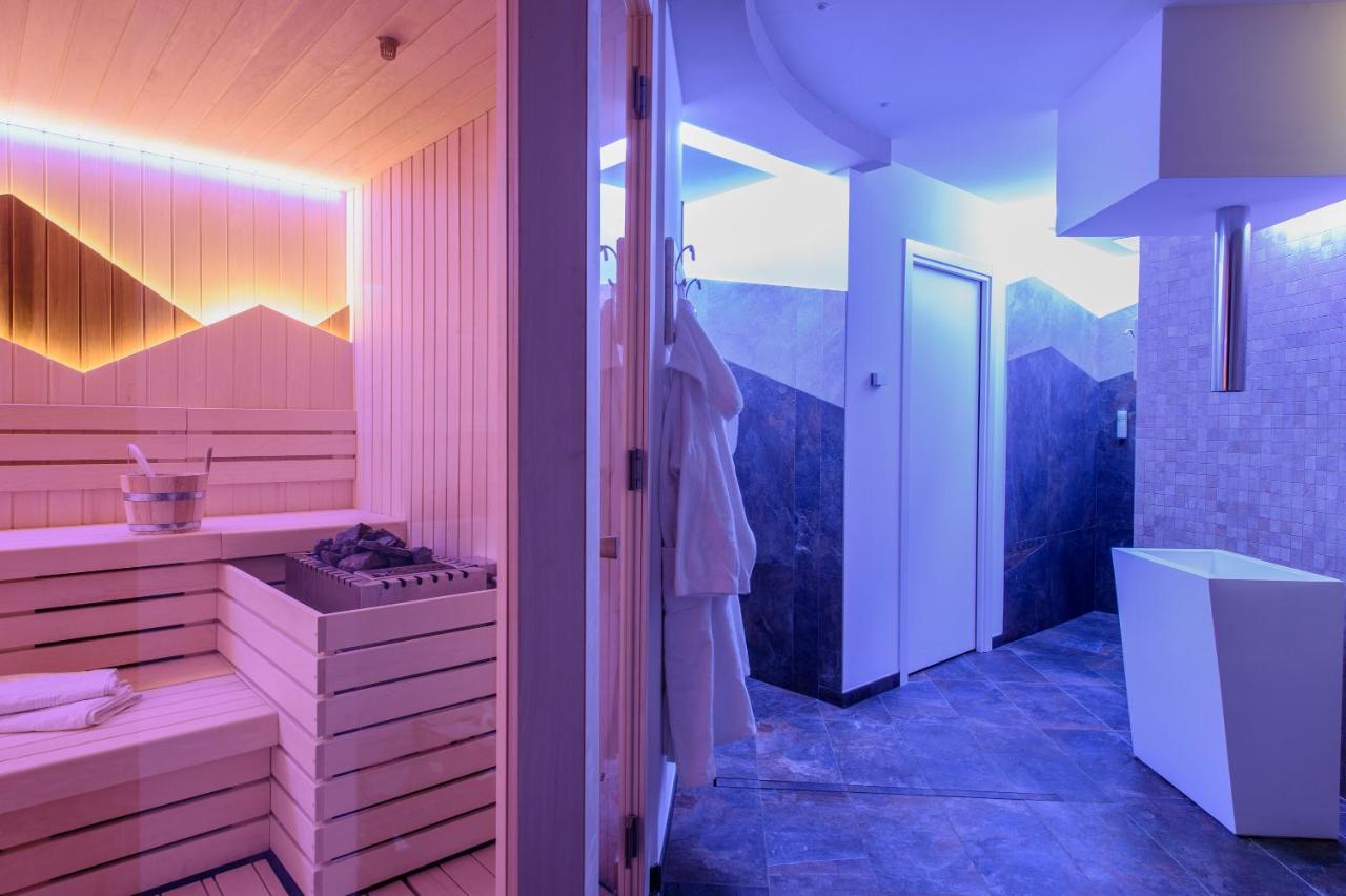 Hotel Garni Roberta มัลกาชาเปลา ภายนอก รูปภาพ